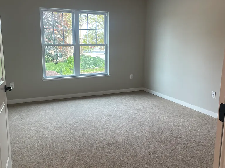 2709 Silvernail Rd #8 — Photo 6
