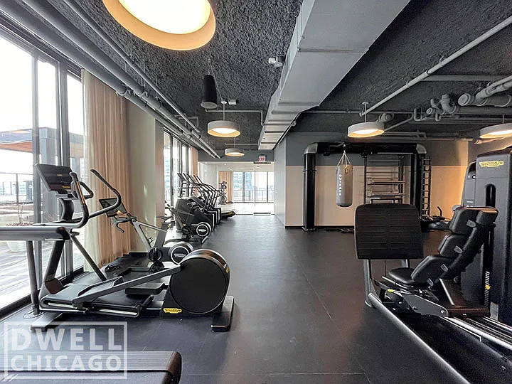 1 bed, 1.0 bath, 767 sqft, $2,944 — Photo 4