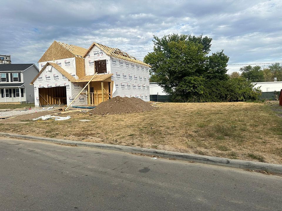 2nd image of 598 Rhoads Ave