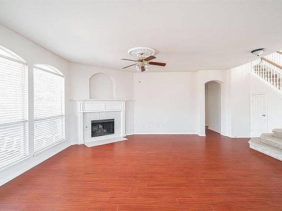 5th image of 4531 Hawkhurst Dr