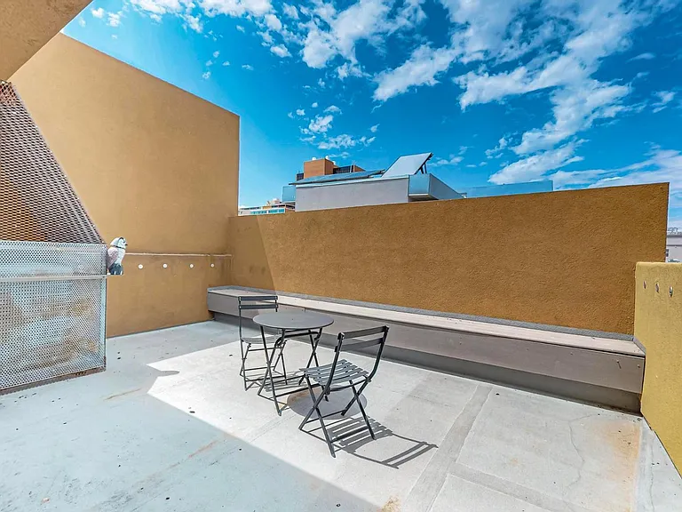 343 Platinum St SW #B — Photo 15