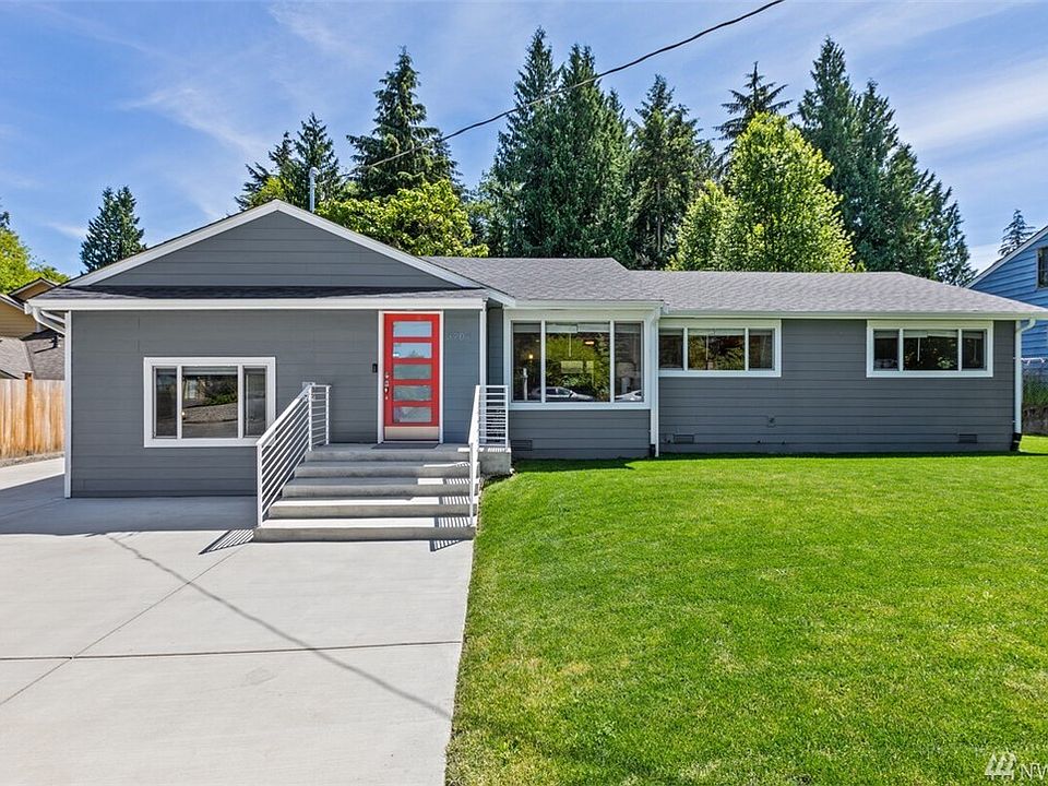 1st image of 5704 208th St SW