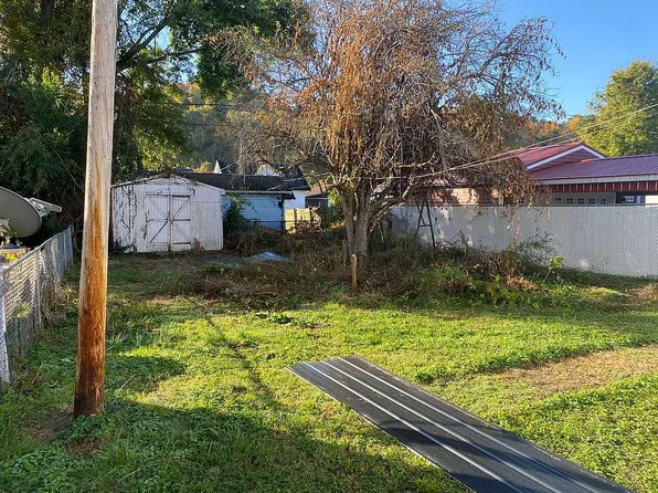 3657 Piedmont Rd, Huntington, WV 25704