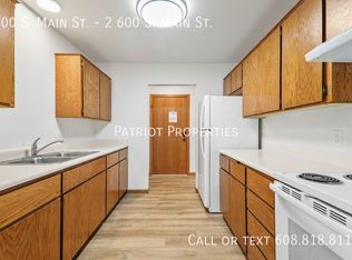 600 S Main St #2, Deerfield, WI 53531