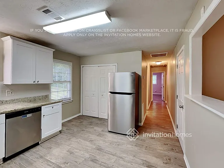 5675 Elmtree Dr — Photo 8