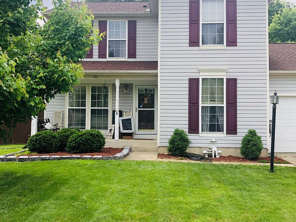1st image of 211 Holly Dr