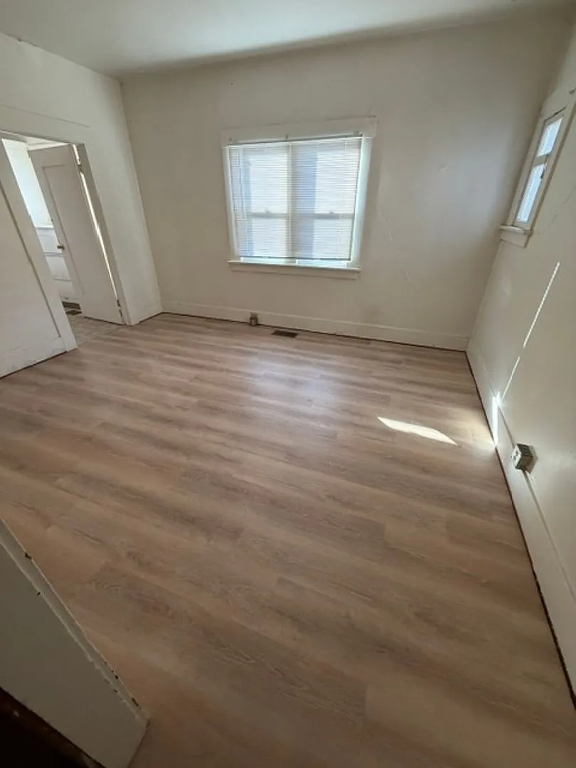 Owner Motivated Price Reduction - $3950/month for a 5bd/3ba House — Photo 4