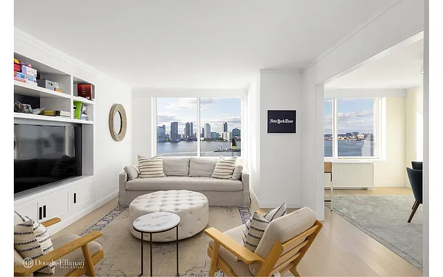 Sold by Douglas Elliman | media 15