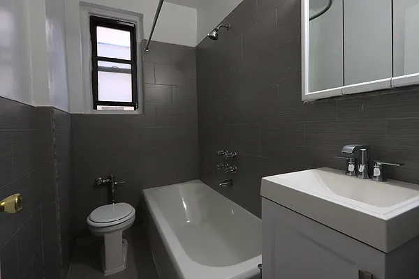 Rented by Douglas Elliman | media 15