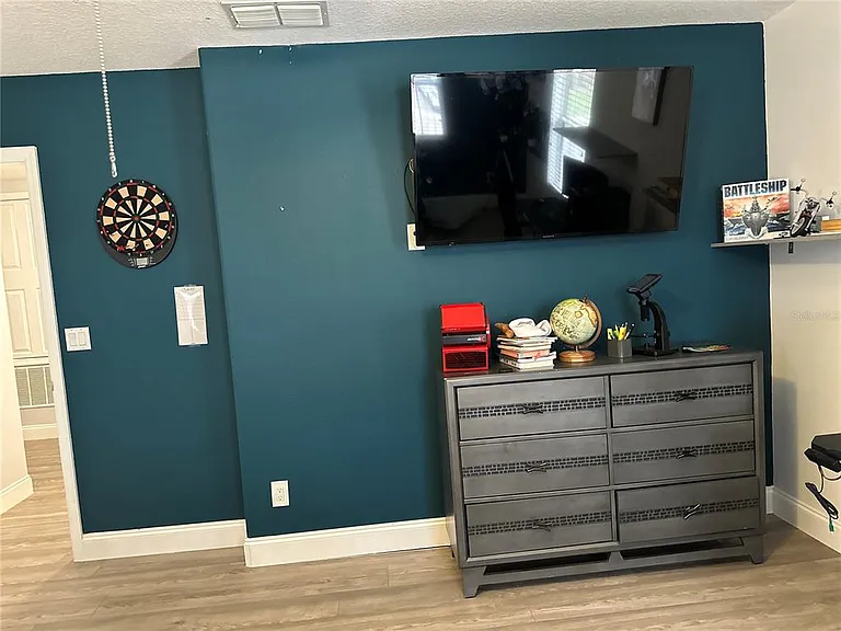 10018 Chorlton Cir — Photo 40