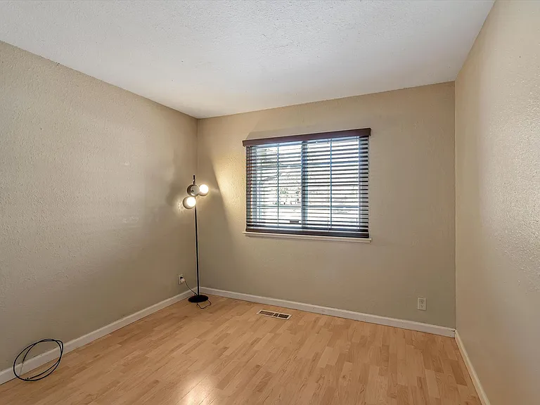 5263 Knights Est — Photo 31