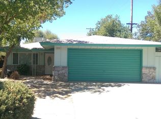 1215 Olive Ave, Sanger, CA 93657