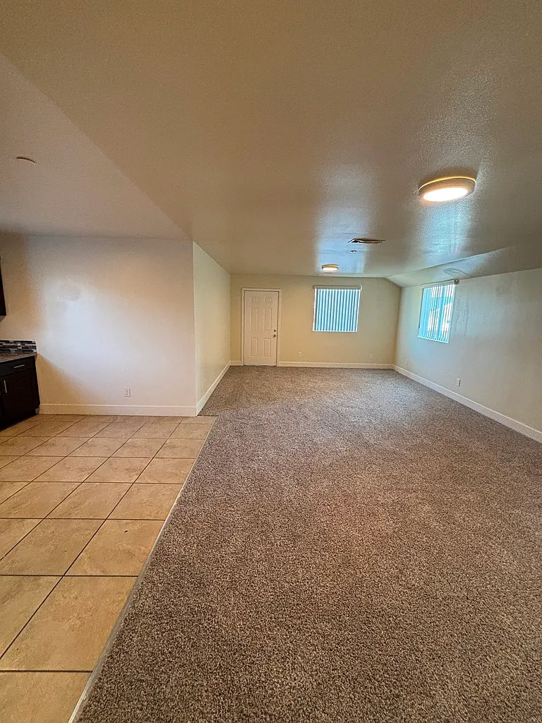 5 bed, 1820 sqft, $3,800 — Photo 4