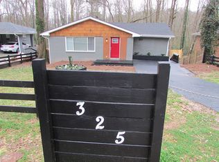 325 E Rhinehill Rd SE, Atlanta, GA 30315