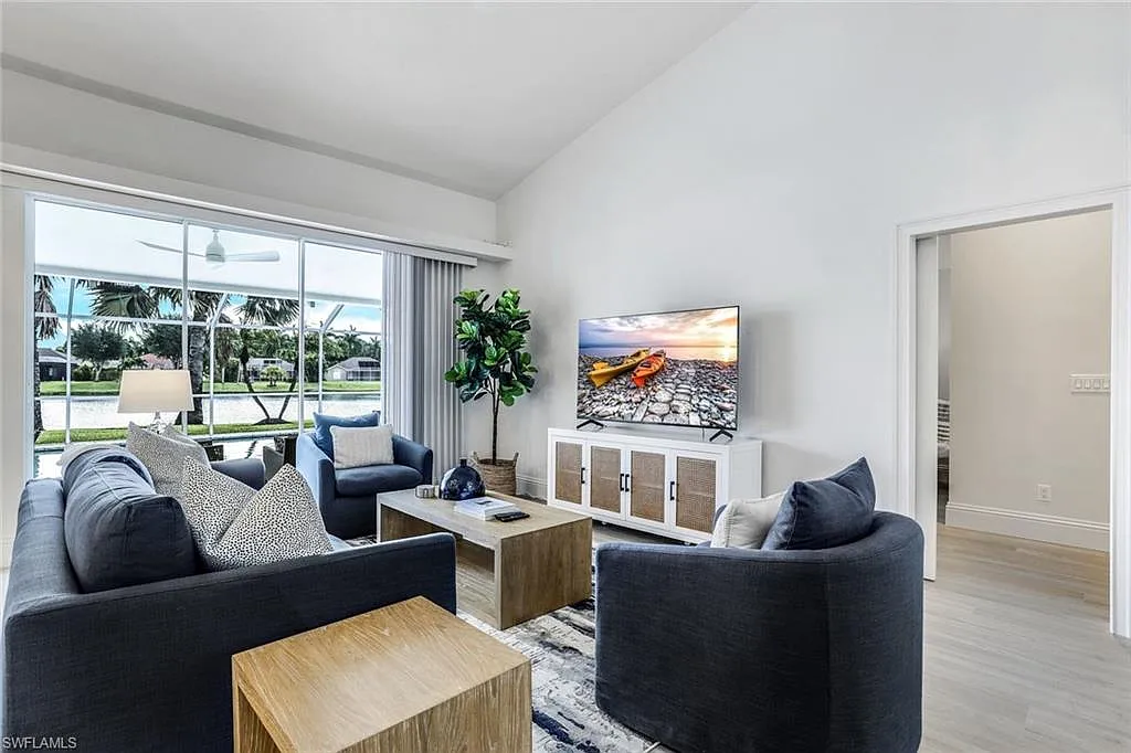 3 bed, 2.0 bath, 1715 sqft, $15,000 — Photo 1