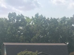 1988 Rowlett Trl, Murray, KY 42071