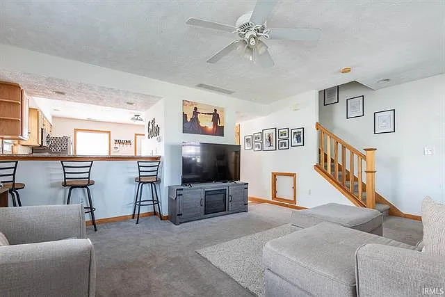 3 bed, 1302 sqft, $1,800 — Photo 3