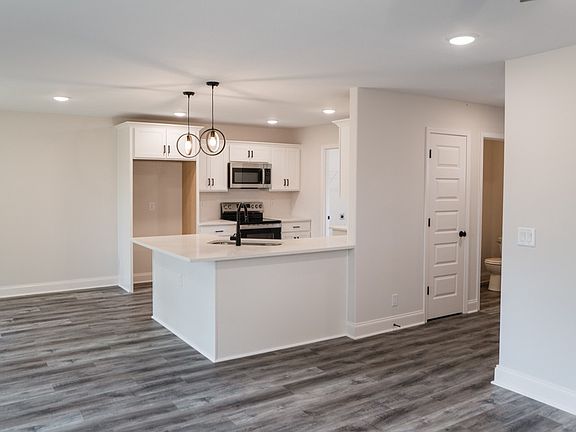 3rd image of 797 Limestone Way Lot 32