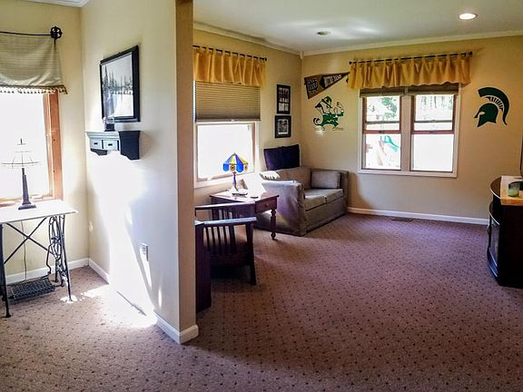 5th image of 5980 Dowling St