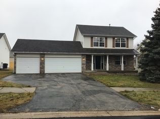3015 Bauer Dr, Machesney Park, IL 61115