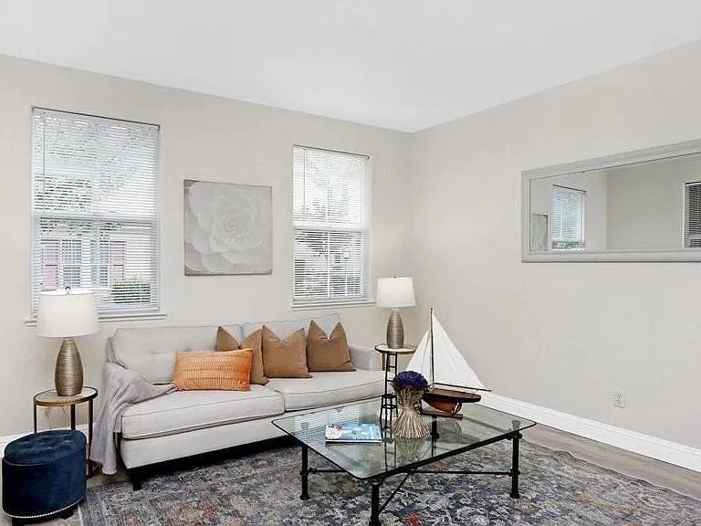 17101 Pacific Oak Ln — Photo 6