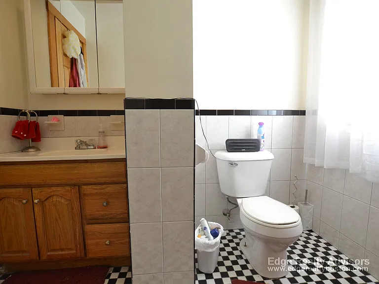 345 Market St #2A — Photo 8