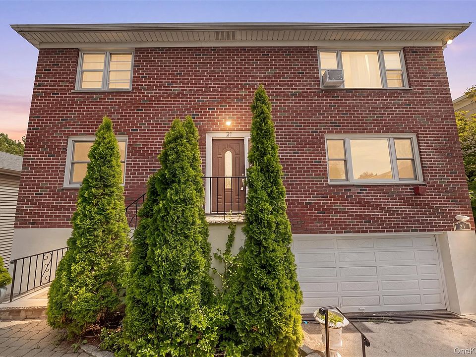 1st image of 21 Bryn Mawr Place