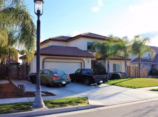 2741 Geary Ave, Sanger, CA 93657