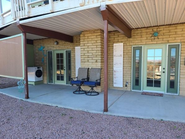 1915 S Manzanita Trl