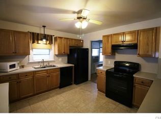 15 Rutland St, Ansonia, CT 06401