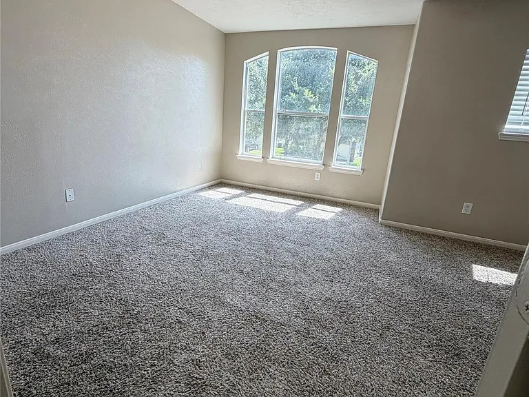 18919 Ayston Dr — Photo 16
