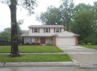 21390 Virginia St, Southfield, MI 48076