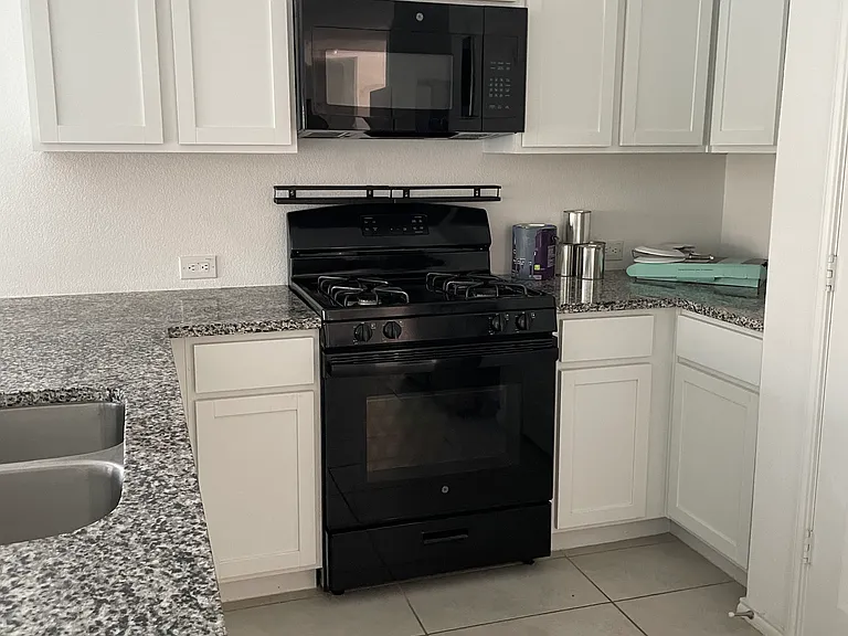 1728 High Perch Ln — Photo 4