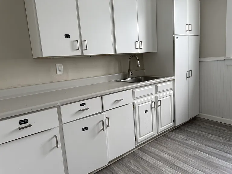 1507 Centre St #3 — Photo 5
