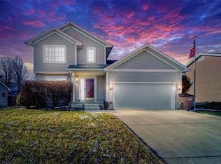 250 Becky Lynn Blvd, Pleasant Hill, IA 50327