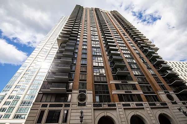 Sold by Keller Williams Realty Landmark II | media 35