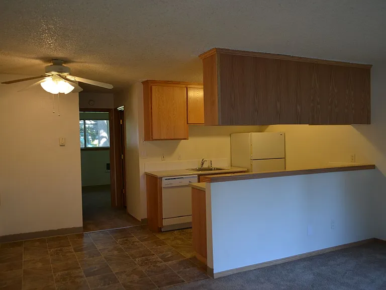 Jefferson Square Apartments — Photo 2