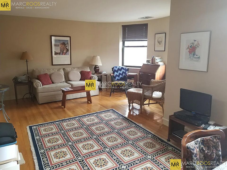 1st image of 91 Gainsborough St #403