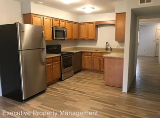 1400 N Sprigg St APT 8, Cape Girardeau, MO 63701
