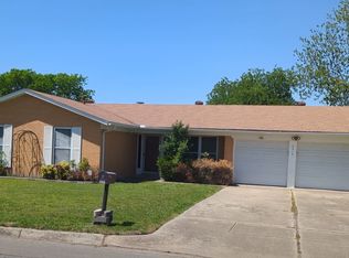5313 Scott Dr, North Richland Hills, TX 76180