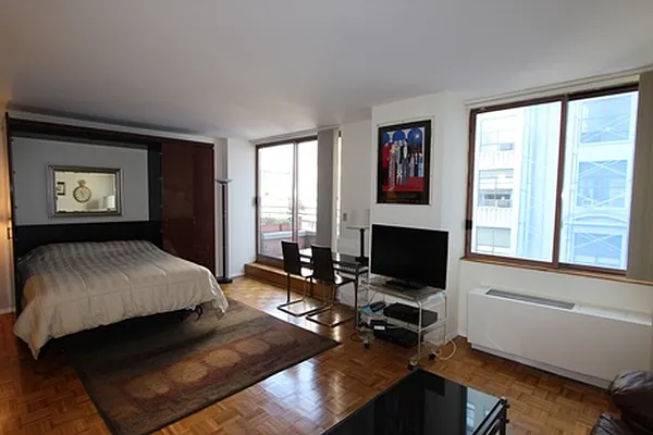 Rented by Maison International | media 32