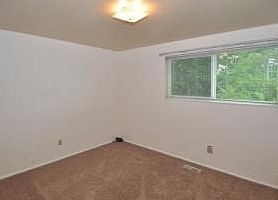 5th image of 3935 W Mooregate Ave