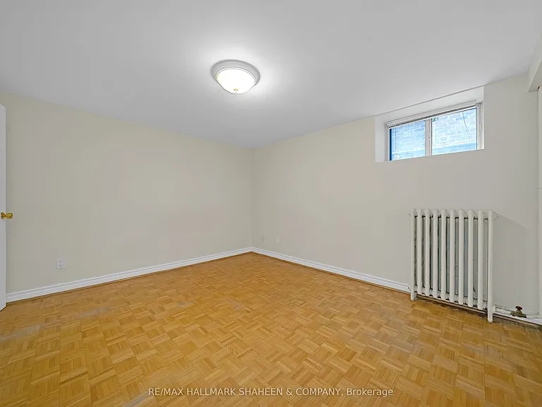 12 Foxbar Rd #BASEMENT — Photo 8