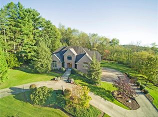 300 Hardy Dr, Pittsburgh, PA