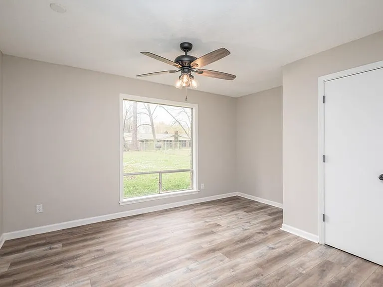 709 Ponderosa Dr — Photo 6