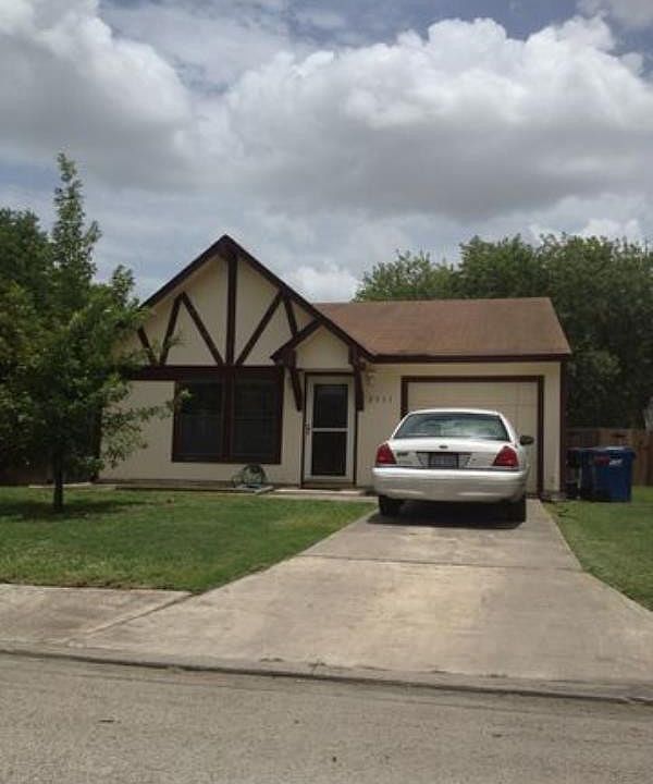 1st image of 2511 Alan Shepard Dr