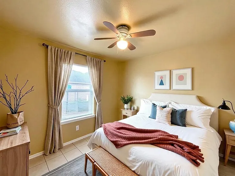 422 Amires Pl — Photo 19
