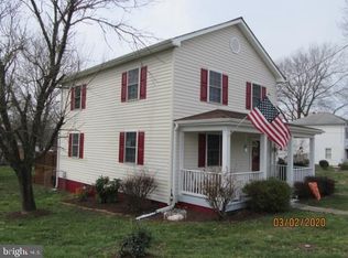 309 S High St, Gordonsville, VA 22942