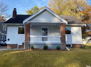 213 English Street Rd, Springfield, IL 62704