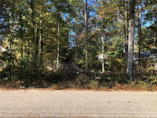 Square 61 Saint Joseph St, Abita Springs, LA 70420